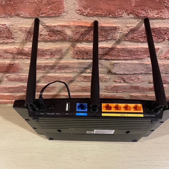 TP-Link AC1750 OneMesh Wi-Fi Repeater/Router, Dual Band, Gigabit Ports Archer A7 - Picture 5 of 7